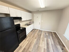 241 Choate St in Portsmouth, VA - Building Photo - Building Photo