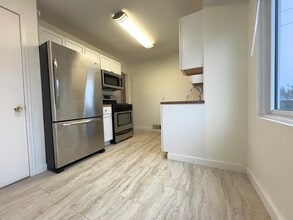 29249 Harding St in Roseville, MI - Building Photo - Building Photo