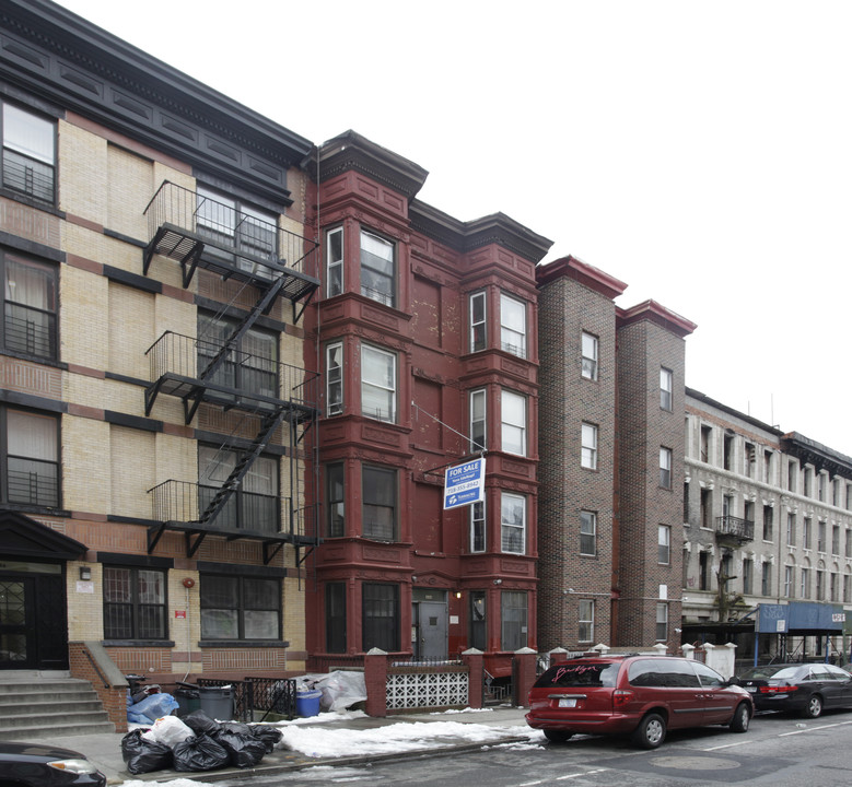 1444 Pacific St in Brooklyn, NY - Building Photo