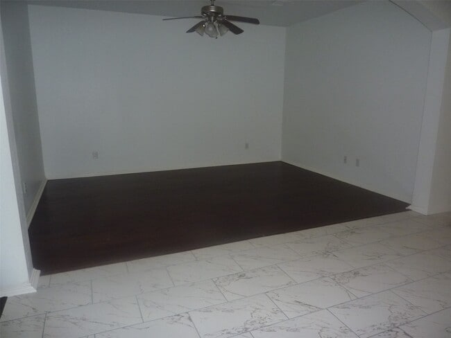 property at 919 Spring Source Pl