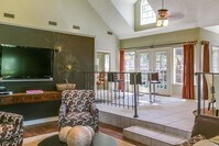 Lounge - Calais Forest Apartments in Little Rock, Arkansas