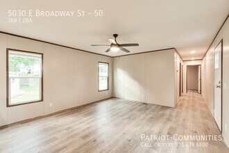 5030 E Broadway St in North Little Rock, AR - Building Photo - Building Photo