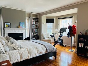 1572 Massachusetts Ave, Unit 47 in Cambridge, MA - Foto de edificio - Building Photo