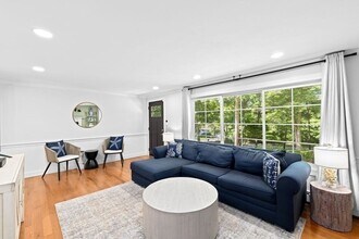 15 Surrey Ln in Sandwich, MA - Building Photo - Building Photo
