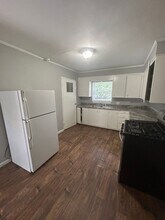 400 Dyer St-Unit -400 Dyer B in Springdale, AR - Building Photo - Building Photo