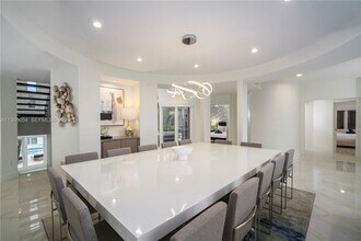 2827 S Indian River Dr in Fort Pierce, FL - Foto de edificio - Building Photo