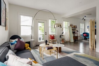 37 Claremon St, Unit 37 in Somerville, MA - Foto de edificio - Building Photo