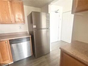 7226 72nd Ln N in Brooklyn Park, MN - Building Photo - Building Photo