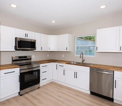 830 Vermont Ave in Knoxville, TN - Building Photo - Building Photo