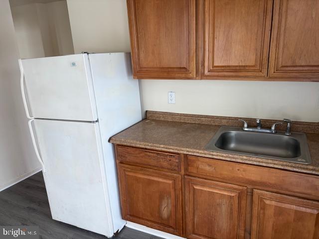 110 W Main St in Millville, NJ - Building Photo