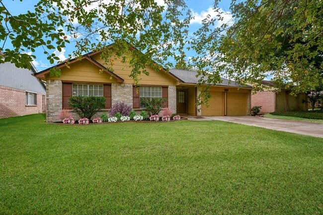 3315 Honey Creek Dr