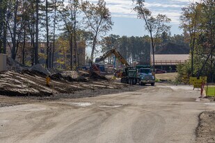 The Village on Technology Hill in Londonderry, NH - Building Photo