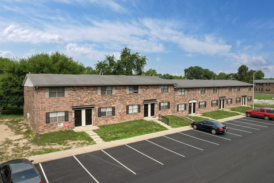 Postbrook East in Indianapolis, IN - Building Photo