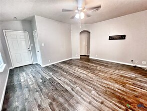 2141 Sinclair Dr in New Braunfels, TX - Building Photo - Building Photo