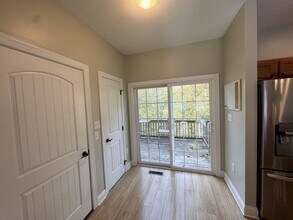 1029 Olivia Wy in Morgantown, WV - Building Photo - Building Photo
