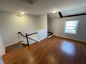 8-10-10 Essex St in Andover, MA - Foto de edificio - Building Photo