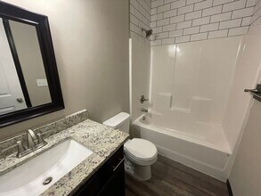 12817-12819 E Timber Lake Ct in Wichita, KS - Building Photo - Building Photo