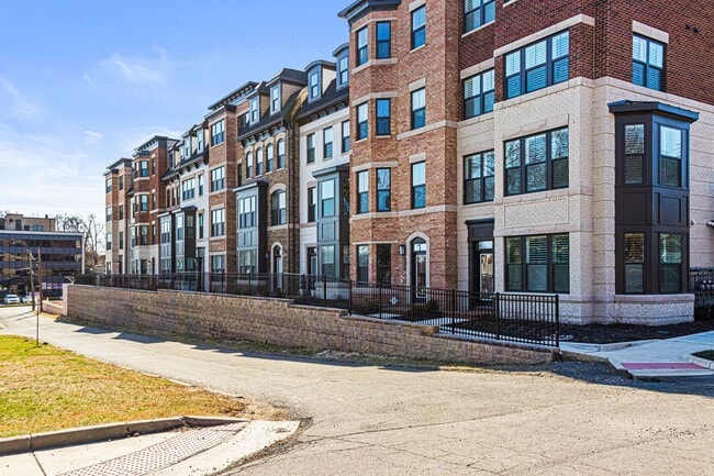 property at 113 Market Square NW