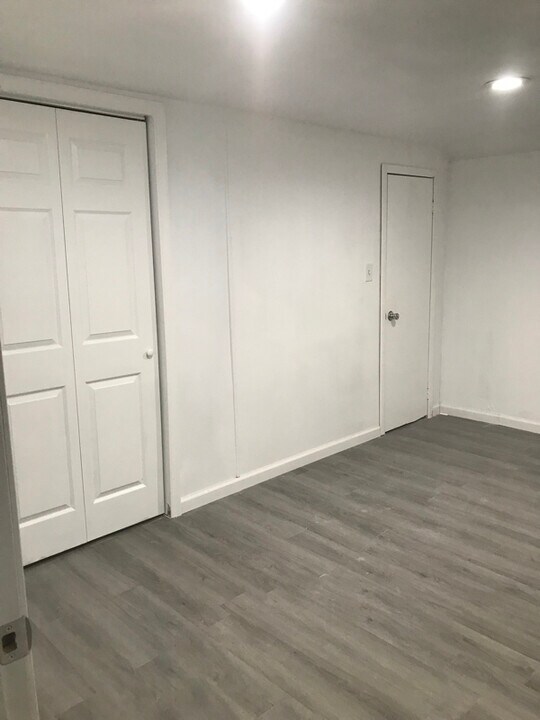 4 Cedar Springs Ct in Catonsville, MD - Foto de edificio