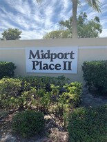1566 SE Royal Green Cir, Unit V204 in Port St. Lucie, FL - Building Photo