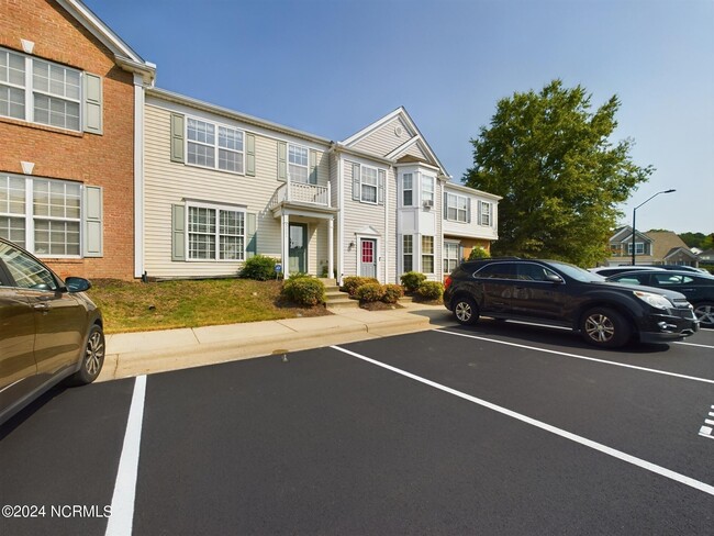 5111 Tomasita Ct in Raleigh, NC - Foto de edificio - Building Photo