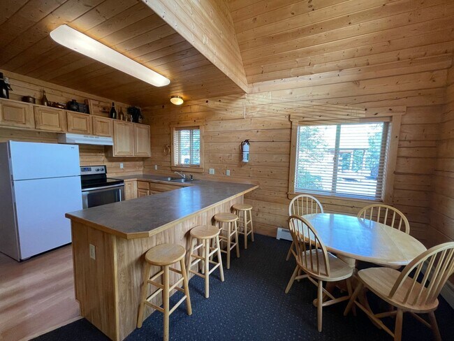1350 Angler Dr in Kenai, AK - Building Photo - Building Photo