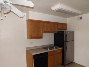 2537 W Georgia Ave in Phoenix, AZ - Building Photo - Building Photo