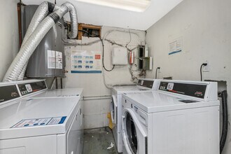 2 Centre Street Ter, Unit 1B in Boston, MA - Building Photo - Building Photo