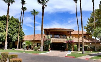 The Fountains at Lake Pleasant Apartamentos