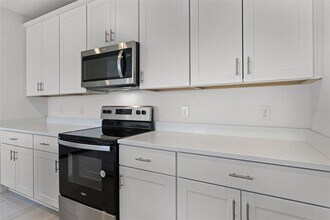 4751 Bernard Blvd in Haines City, FL - Building Photo - Building Photo