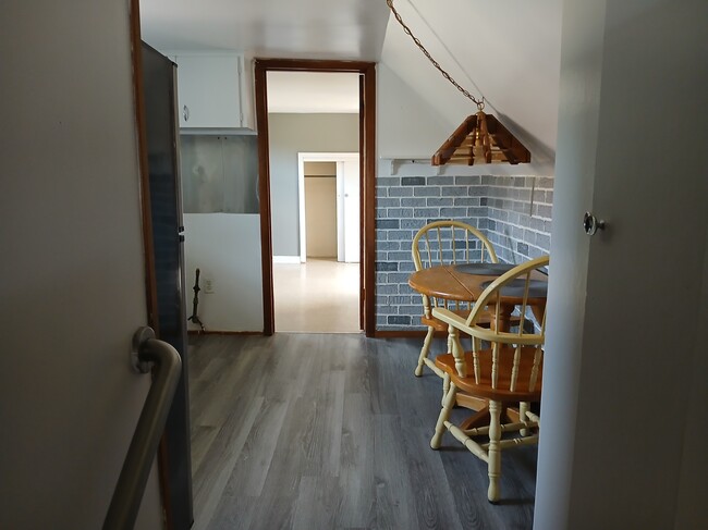 53 Lincoln St, Unit Apt.2 in Depew, NY - Foto de edificio - Building Photo