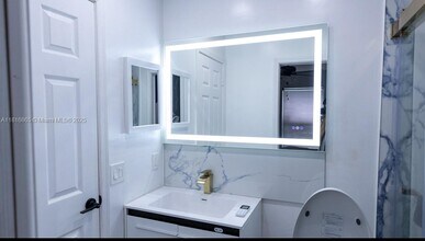 7931 NW 44th Ct in Lauderhill, FL - Building Photo - Building Photo