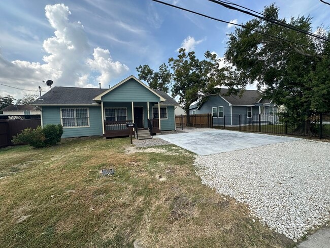 7811 Helmers St in Houston, TX - Building Photo - Building Photo