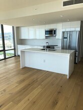 1001 Queen St, Unit 3101 in Honolulu, HI - Building Photo - Building Photo