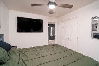 4612 Hershe St in Houston, TX - Building Photo - Building Photo