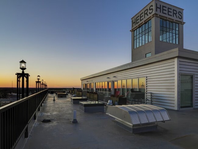 Heer's Luxury Living Lofts in Springfield, MO - Building Photo - Building Photo