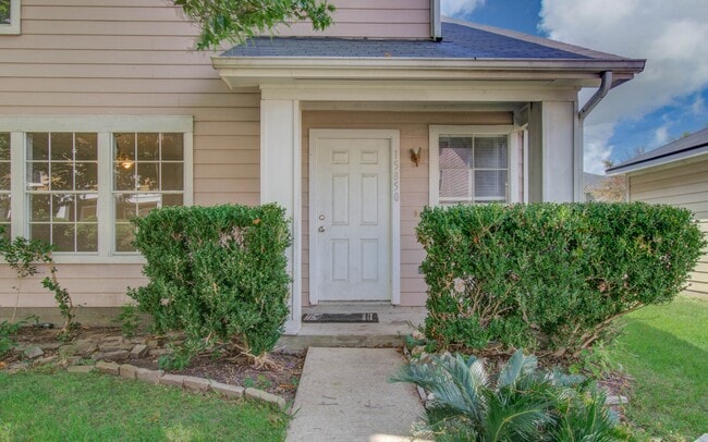 property at 15850 E Park Ct
