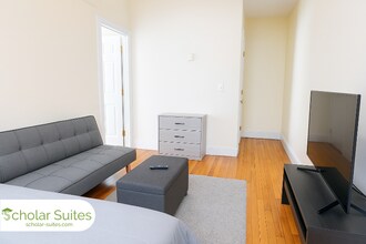 54 Egmont St in Brookline, MA - Building Photo - Building Photo