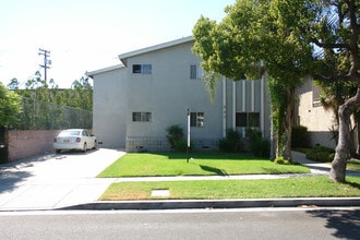 327 N Isabel St in Glendale, CA - Building Photo - Building Photo