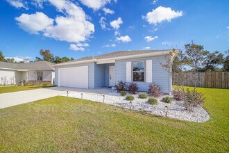 8739 Schooner Ln in Pensacola, FL - Building Photo - Building Photo