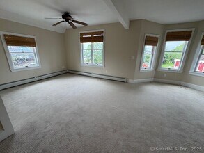 201 N Main St in Stonington, CT - Building Photo - Building Photo