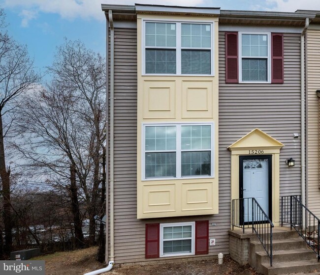 15206 Wentwood Ln in Woodbridge, VA - Building Photo - Building Photo