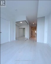 308 Jarvis St in Toronto, ON - Building Photo - Building Photo