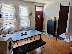 1718 McClellan St in Philadelphia, PA - Foto de edificio - Building Photo