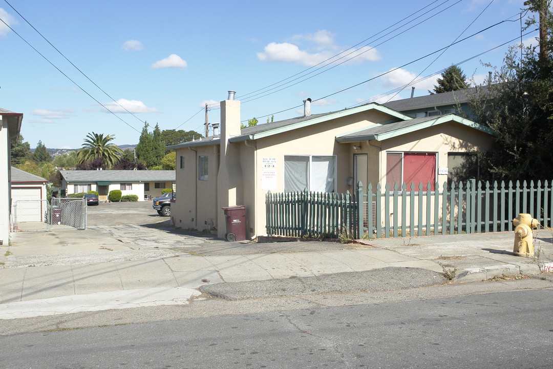 1636 D St in Hayward, CA - Foto de edificio