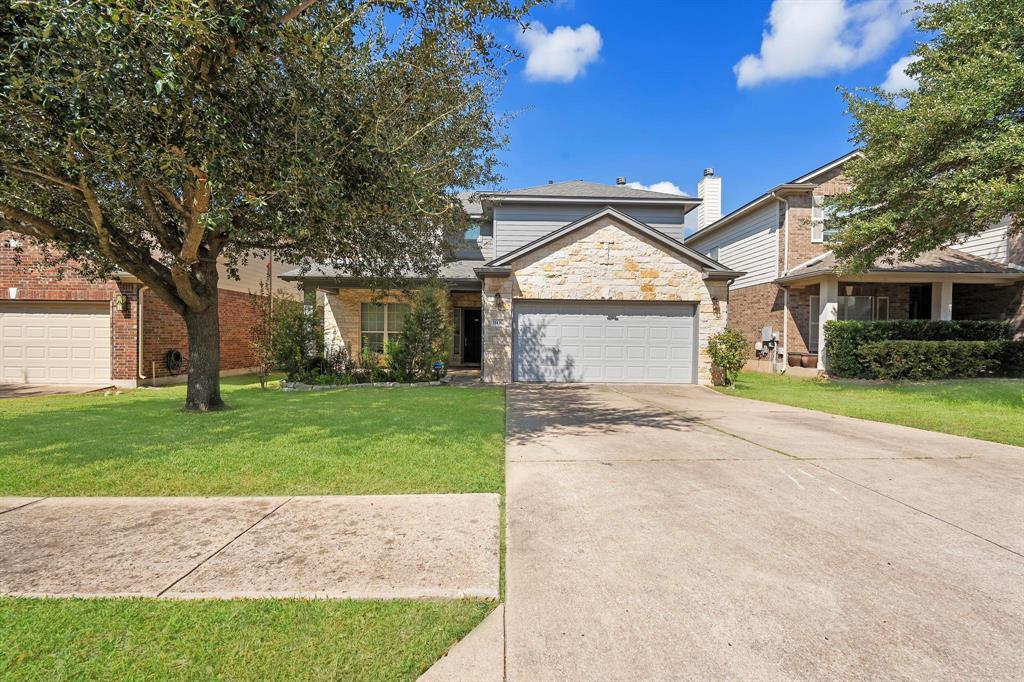 11416 Flushwing Dr in Austin, TX - Building Photo