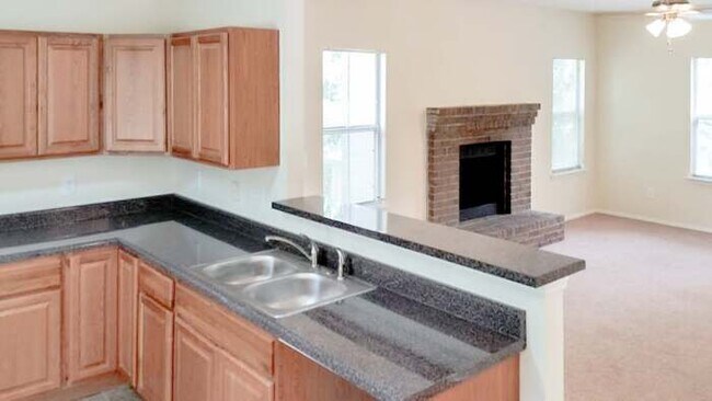 3154 Snapfinger Ln in Decatur, GA - Building Photo - Building Photo