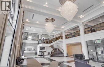 112 King St E in Hamilton, ON - Building Photo - Building Photo