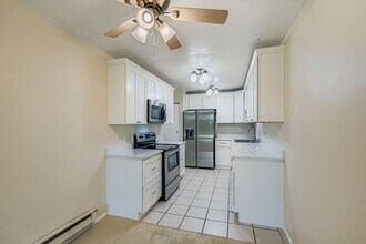 1858 Centaur Cir in Lafayette, CO - Foto de edificio - Building Photo