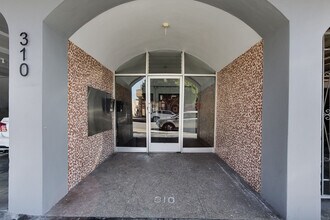 310 6th Avenue in San Francisco, CA - Foto de edificio - Building Photo